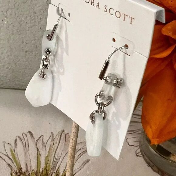 NWT Kendra Scott Ashlyn Silver Multi Stone Drop Earrings #KSER - Picture 4 of 5